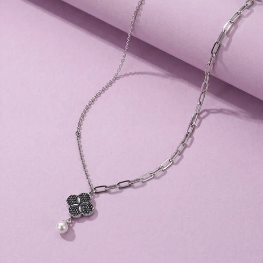 Royal Clover Pearl Pendant - My Store