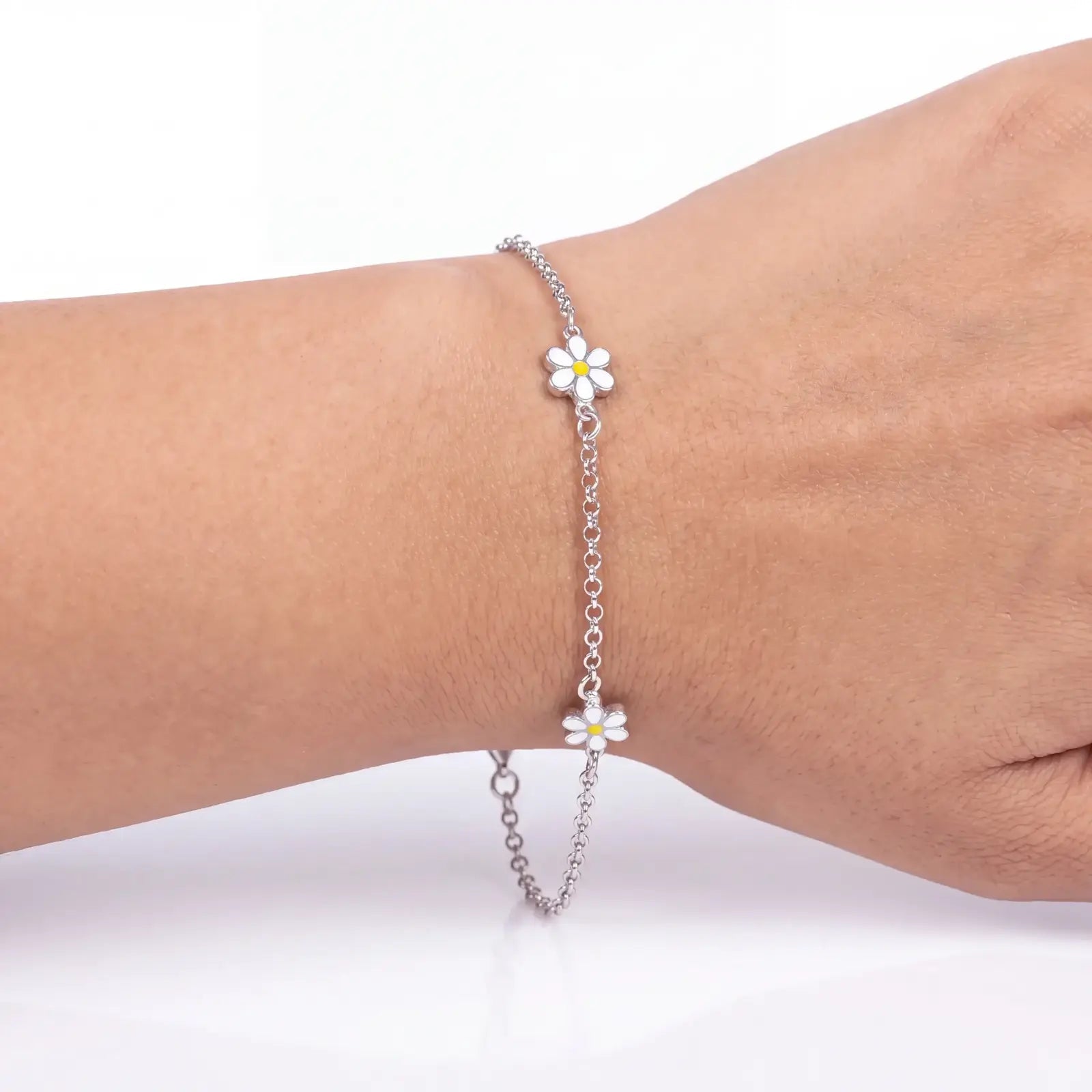Daisy Bloom Enamel Bracelet - My Store