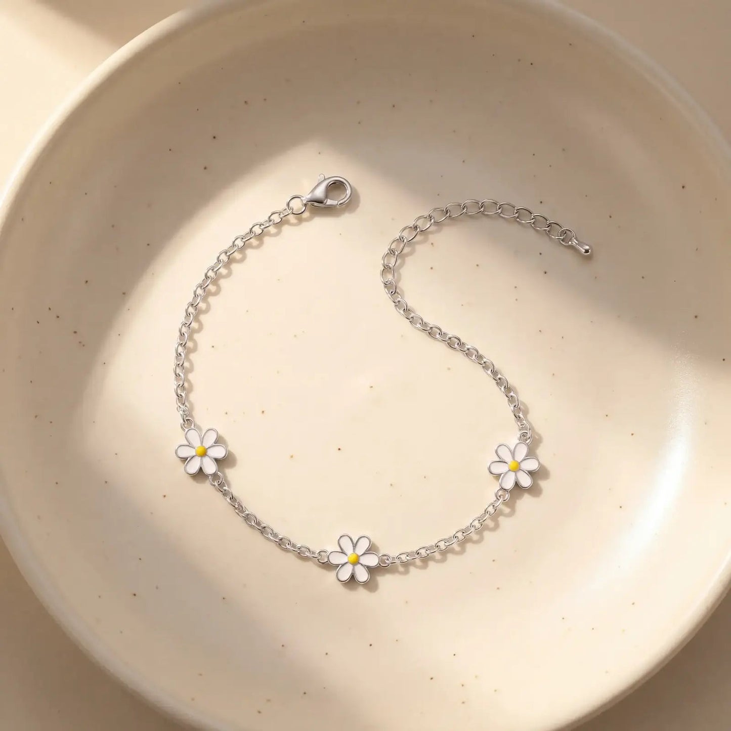 Daisy Bloom Enamel Bracelet - My Store