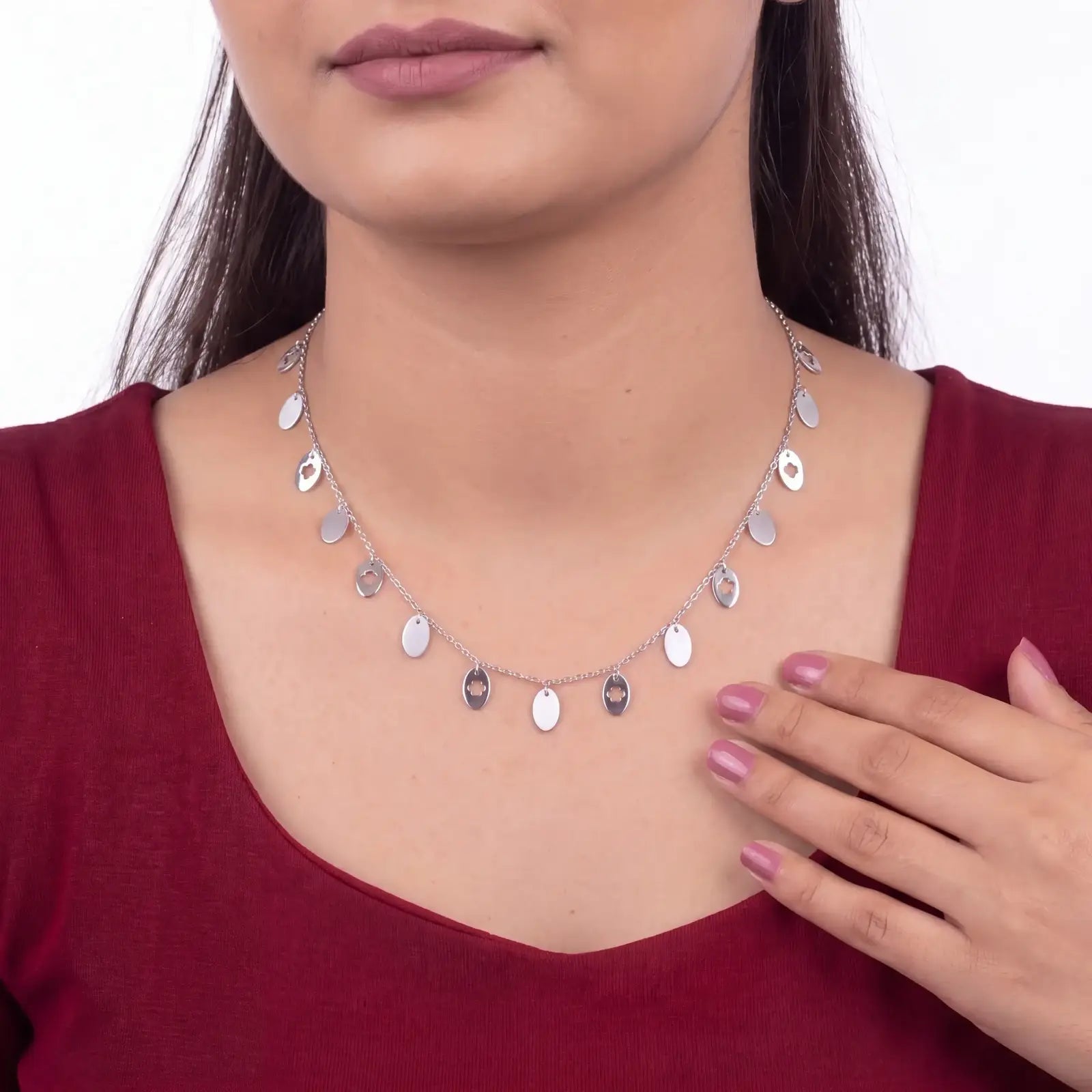 Matte Oval Charm Necklace - My Store