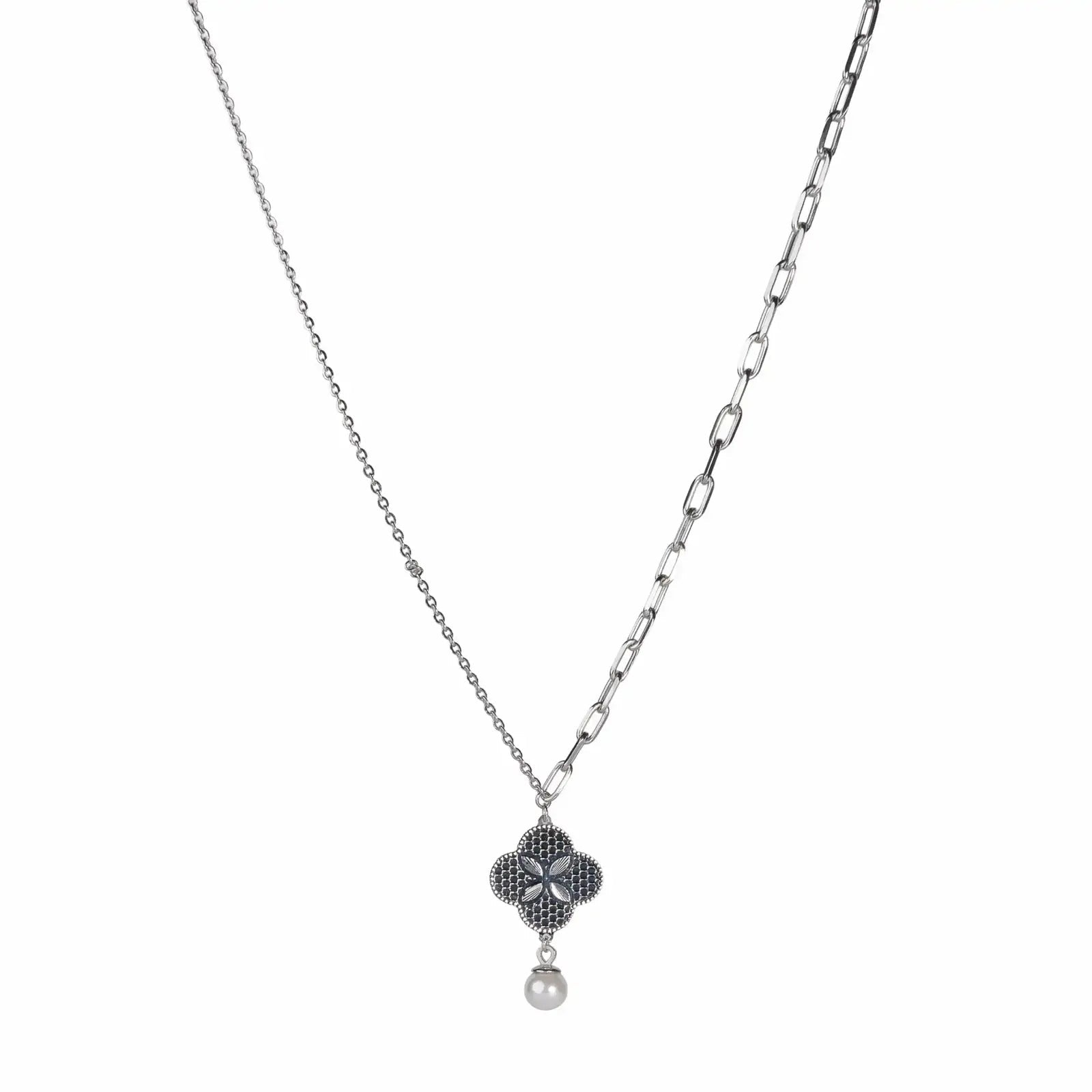 Royal Clover Pearl Pendant - My Store