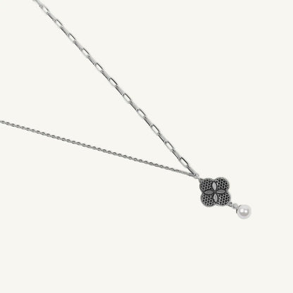 Royal Clover Pearl Pendant - My Store